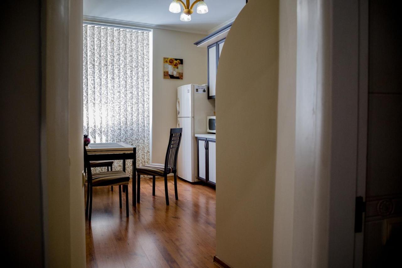 Apartment On Valova Street Lviv Eksteriør bilde