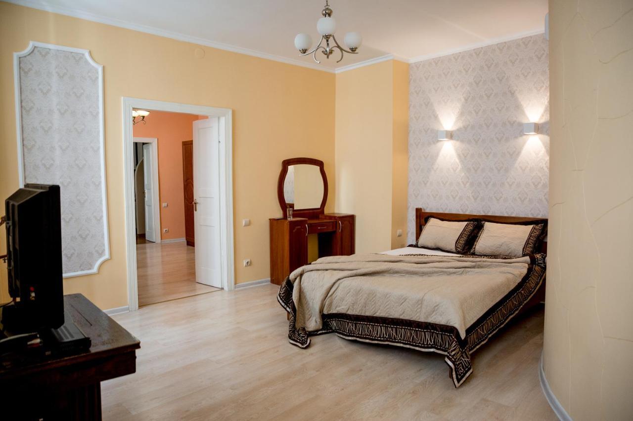 Apartment On Valova Street Lviv Eksteriør bilde
